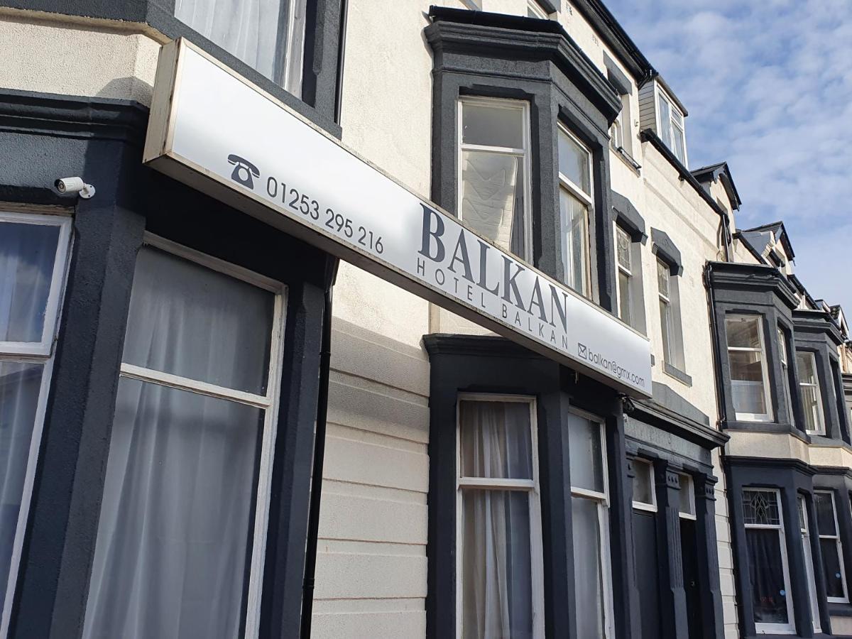 Balkan Hotel Blackpool Exterior foto